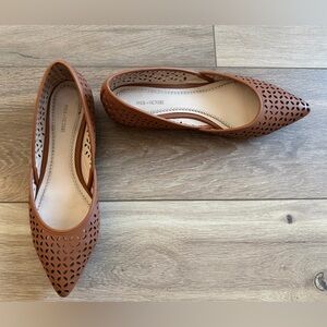 Pour La Victoire Pointed Toe Leather Brown Perforated Flats Size 8.5 Work Office
